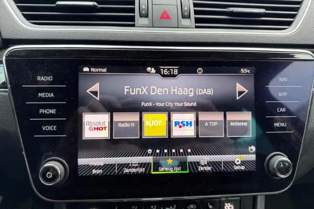 Škoda Superb (2021) thumbnail 18