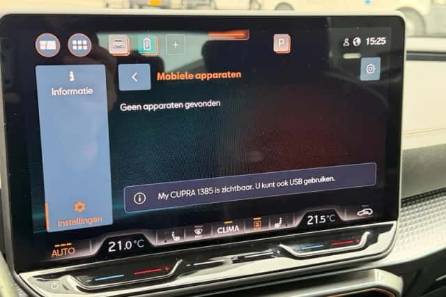 CUPRA Leon (2025) thumbnail 30
