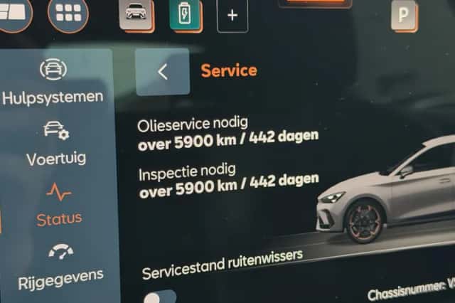 CUPRA Leon (2025) thumbnail 31