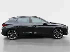 CUPRA Leon (2025) thumbnail 5