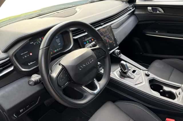 Lynk & Co 01 (2022) thumbnail 15