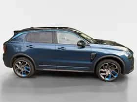 Lynk & Co 01 (2022) thumbnail 3