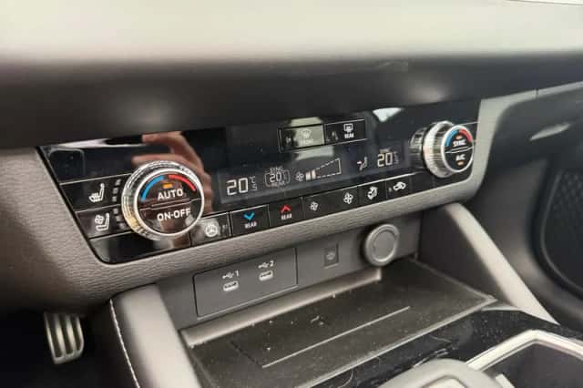 Mitsubishi Outlander (2026) thumbnail 19
