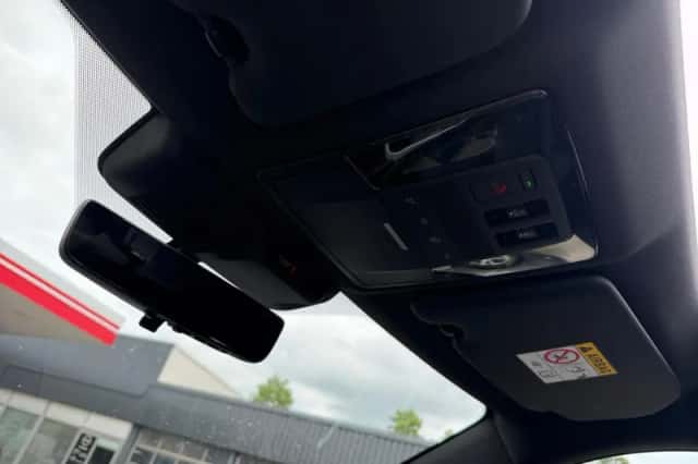 Mitsubishi Outlander (2026) thumbnail 22