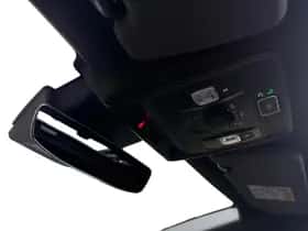 Renault Captur (2024) thumbnail 12