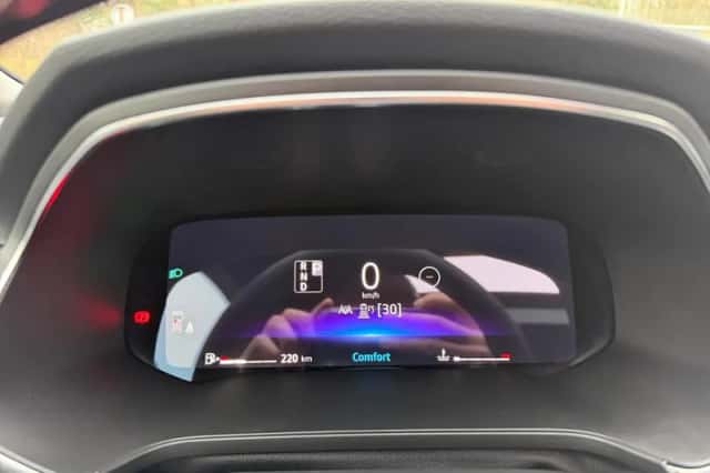 Renault Captur (2024) thumbnail 14