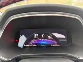 Renault Captur (2024) thumbnail 14