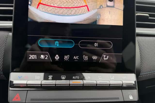Renault Captur (2024) thumbnail 20