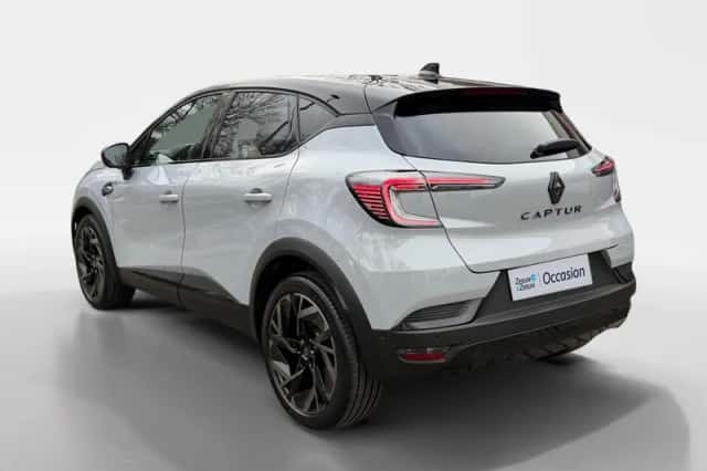 Renault Captur (2024) thumbnail 5