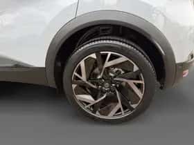 Renault Captur (2024) thumbnail 8