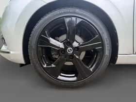 Nissan Micra (2021) thumbnail 4