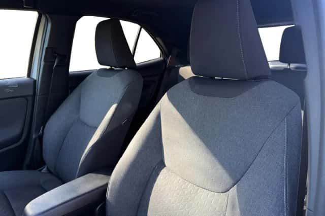 Toyota Yaris Cross (2025) thumbnail 13