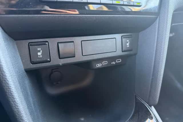 Toyota Yaris Cross (2025) thumbnail 21