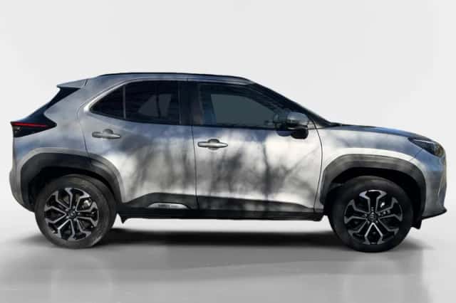Toyota Yaris Cross (2025) thumbnail 4