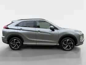 Mitsubishi Eclipse Cross (2022) thumbnail 4