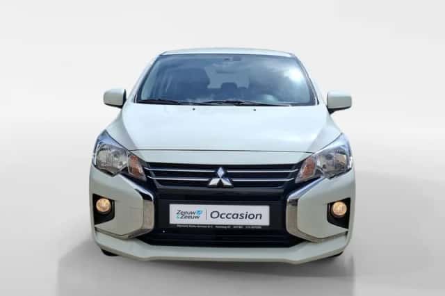 Mitsubishi Space Star (2023) thumbnail 2