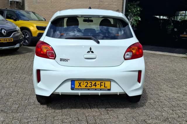 Mitsubishi Space Star (2023) thumbnail 6