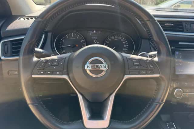 Nissan Qashqai (2018) thumbnail 16