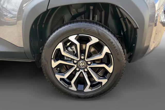 Toyota Yaris Cross (2025) thumbnail 8