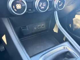 Mitsubishi ASX (2023) thumbnail 21
