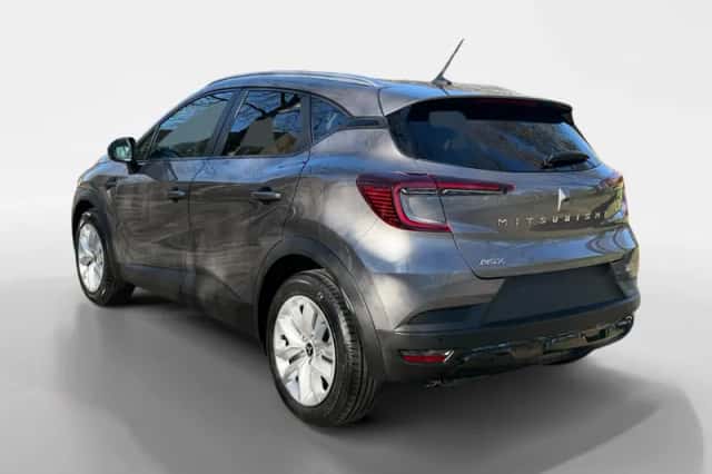 Mitsubishi ASX (2023) thumbnail 5