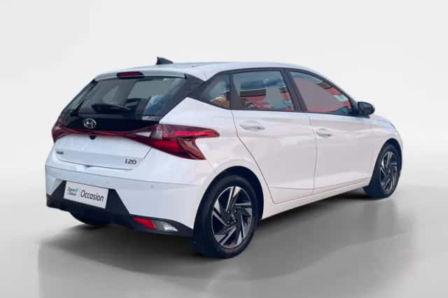 Hyundai i20 (2022) thumbnail 3