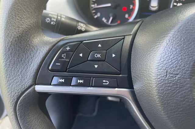 Nissan Micra (2023) thumbnail 16