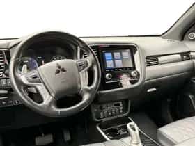 Mitsubishi Outlander (2021) thumbnail 14
