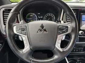 Mitsubishi Outlander (2021) thumbnail 15