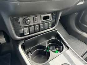 Mitsubishi Outlander (2021) thumbnail 21
