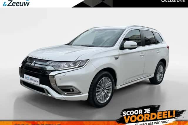 Mitsubishi Outlander (2021) thumbnail 1