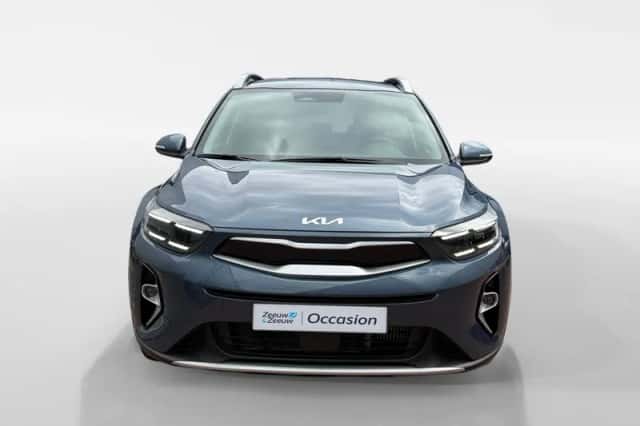 Kia Stonic (2024) thumbnail 2