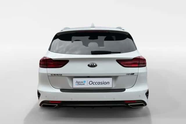 Kia Ceed Sportswagon (2021) thumbnail 5