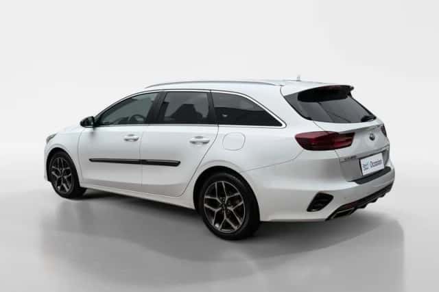 Kia Ceed Sportswagon (2021) thumbnail 6