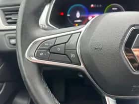 Renault Captur (2021) thumbnail 16