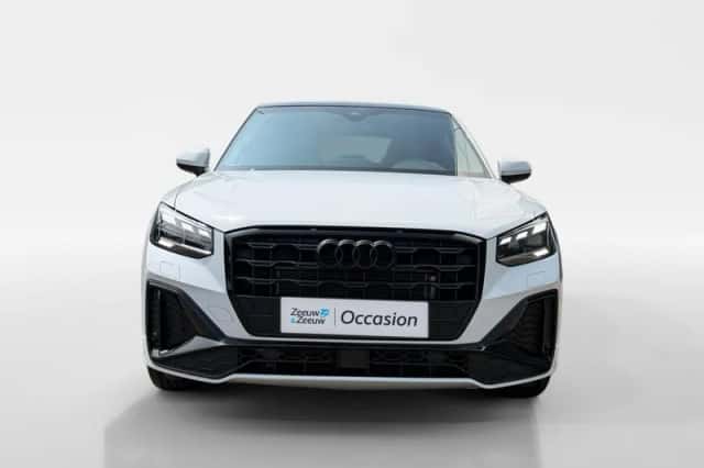 Audi Q2 (2023) thumbnail 3