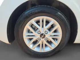 Kia Picanto (2023) thumbnail 27