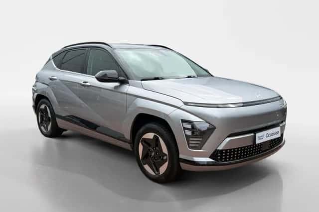 Hyundai Kona (2024) thumbnail 3