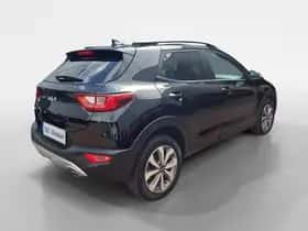 Kia Stonic (2024) thumbnail 4