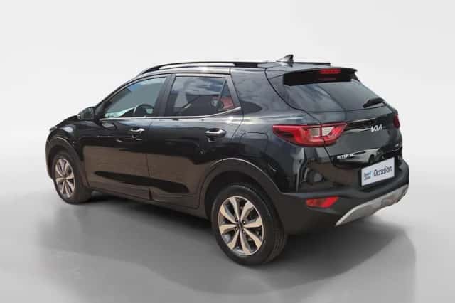 Kia Stonic (2024) thumbnail 6
