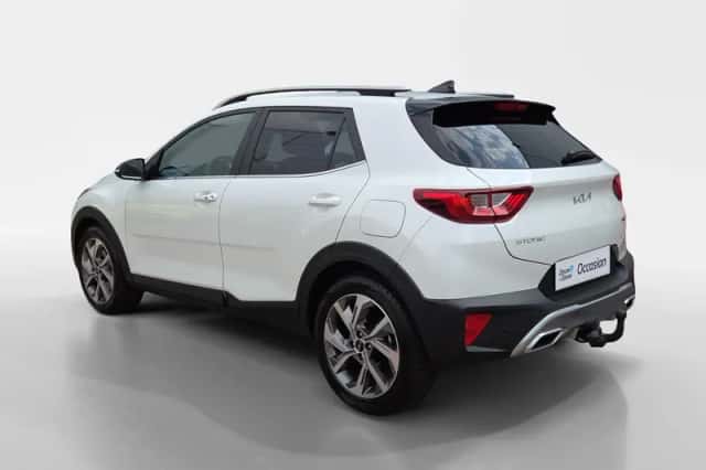 Kia Stonic (2025) thumbnail 4