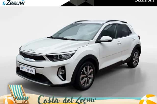 Kia Stonic (2022) thumbnail 1