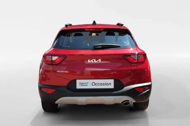 Kia Stonic (2023) thumbnail 5