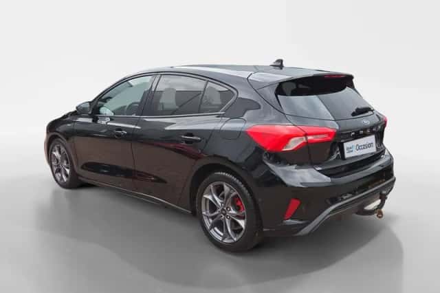 Ford Focus (2021) thumbnail 4