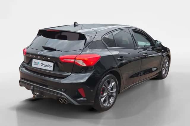 Ford Focus (2021) thumbnail 5