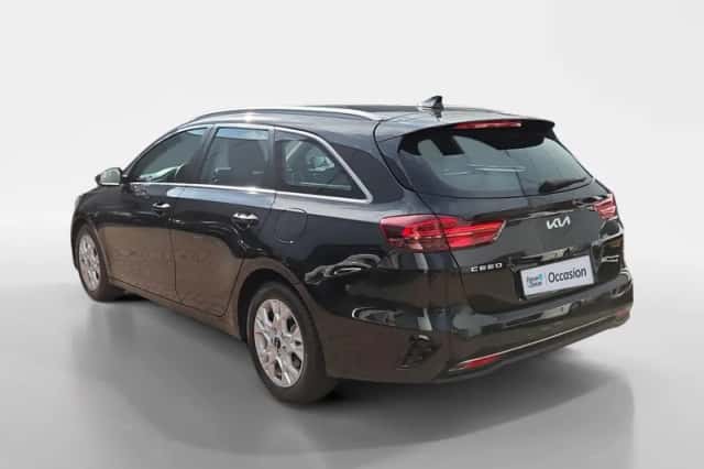Kia Ceed Sportswagon (2024) thumbnail 6