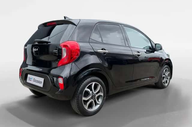 Kia Picanto (2022) thumbnail 5