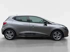 Renault Clio (2015) thumbnail 8