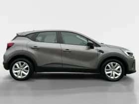 Renault Captur (2022) thumbnail 8