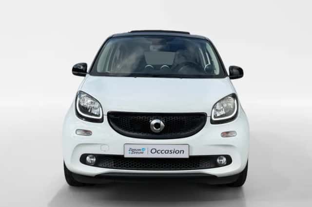 Smart Forfour (2015) thumbnail 2